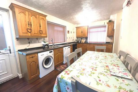 3 Braintree Close, Luton, LU4 0QX