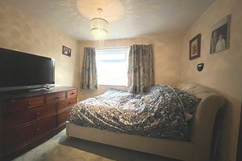 3 Braintree Close, Luton, LU4 0QX