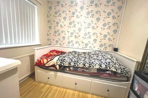 3 Braintree Close, Luton, LU4 0QX
