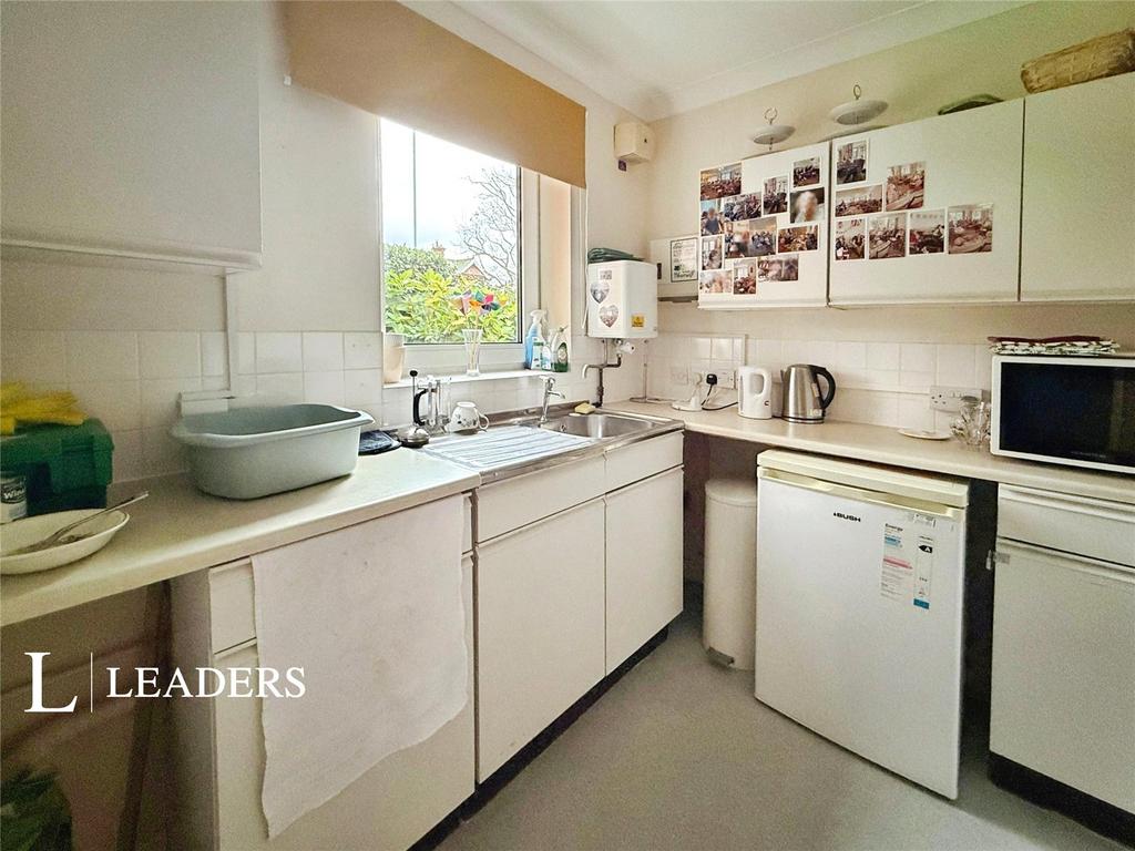 Communal Kitchen