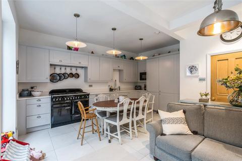 14 Cornwallis Avenue, Bristol, BS8 4PP