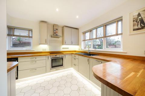 3 bedroom detached house for sale, College Close, Hamble, Hampshire, SO31