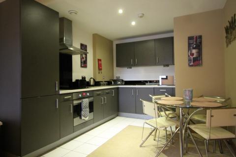 2 bedroom flat to rent, Salts Mill Road, Shipley, BD17