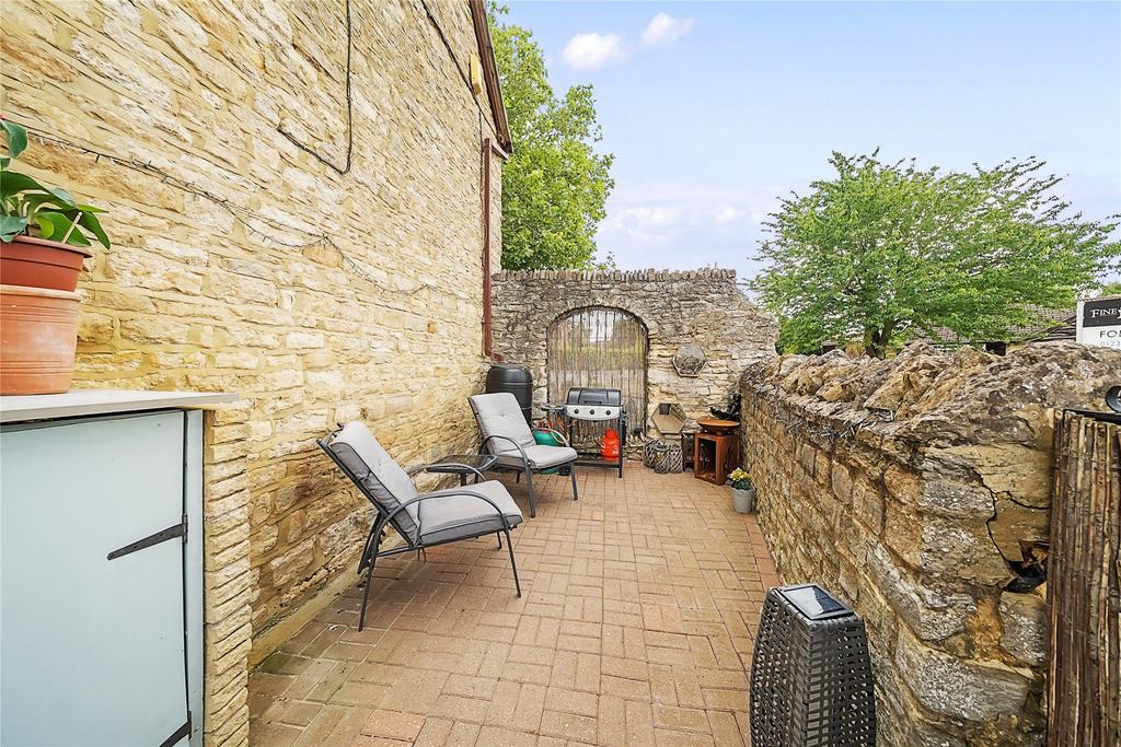 Courtyard Garden