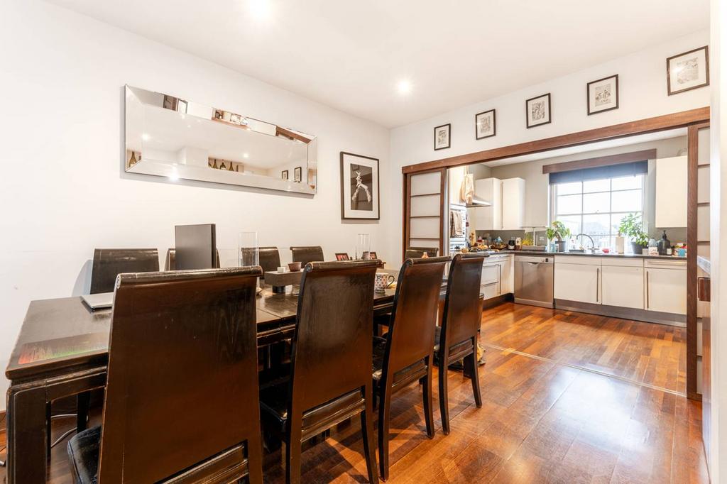 Leinster Square, Bayswater, London, W2 2 bed flat for sale £1,900,000