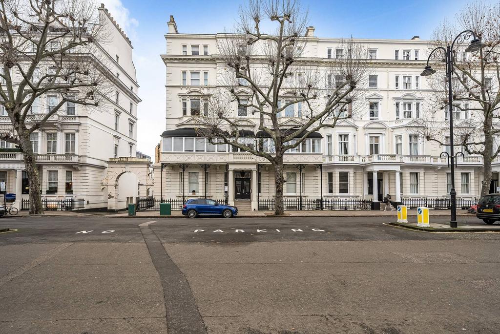 queens-gate-south-kensington-london-sw7-1-bed-flat-for-sale-1-500-000
