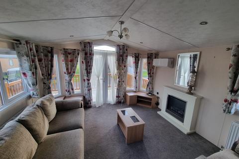 2 bedroom static caravan for sale, Routh Beverley