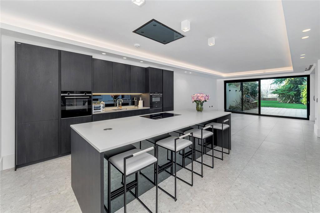 Kitchen/Dining