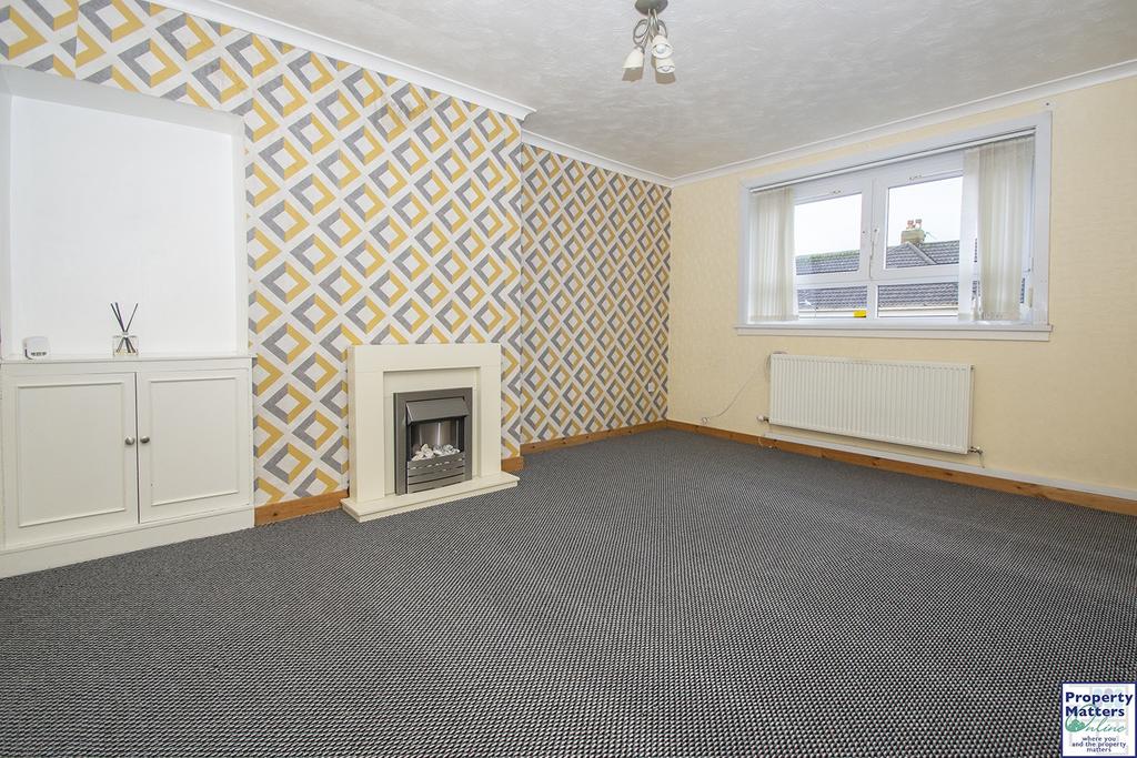 Galston, East Ayrshire, KA4 3 bed flat to rent £650 pcm (£150 pw)