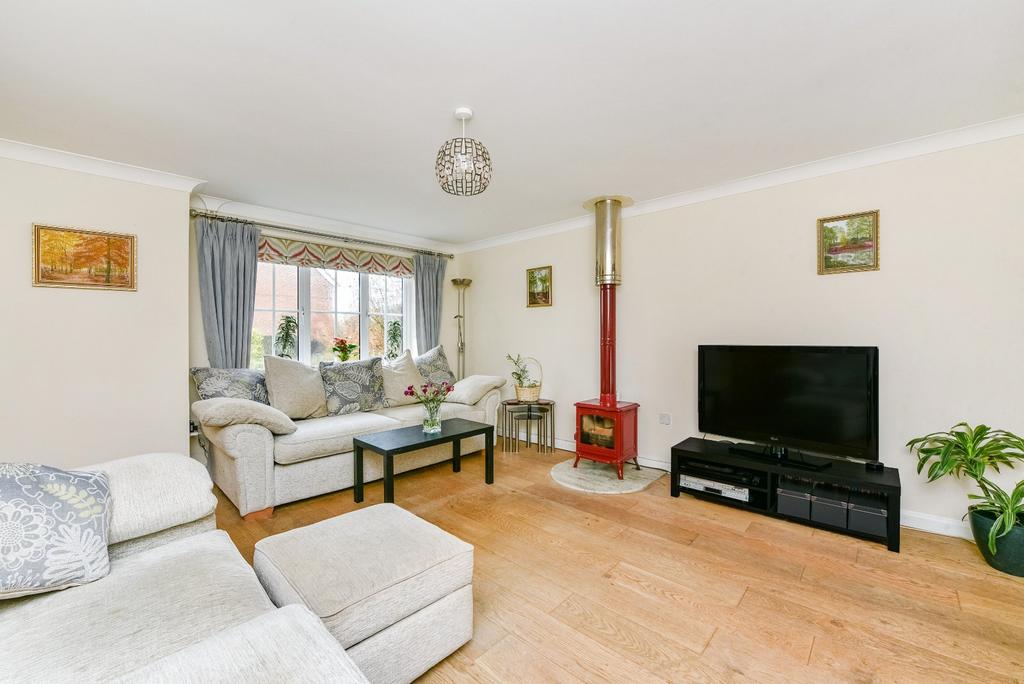 Lions Field, Oakhanger, Bordon 3 bed end of terrace house for sale £