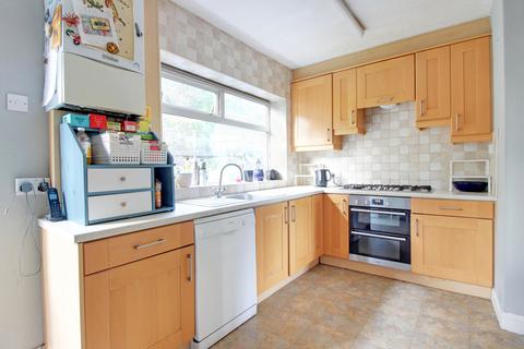 6 Glen View Road, Hebden Bridge, HX7 6DA