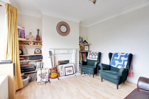 6 Glen View Road, Hebden Bridge, HX7 6DA