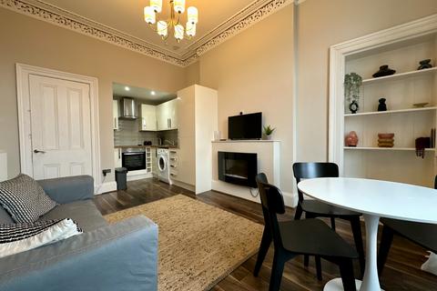 2 bedroom flat to rent, Buccleuch Street, Garnethill, Glasgow, G3