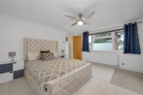 5 bedroom detached house for sale - Netherby Park, Weybridge, Surrey, KT13