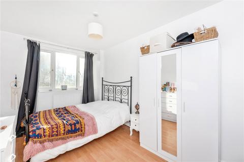 Flat 16, Fellows Court Weymouth Terrace, London, E2 8LP