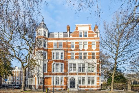 2 bedroom flat for sale, Riverpark Court, 22-23 Embankment Gardens, Chelsea