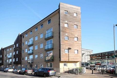 1 bedroom apartment to rent, Buddleia House, Feltham