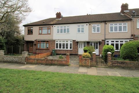 3 bedroom terraced house for sale, Kennet Close, Upminster RM14