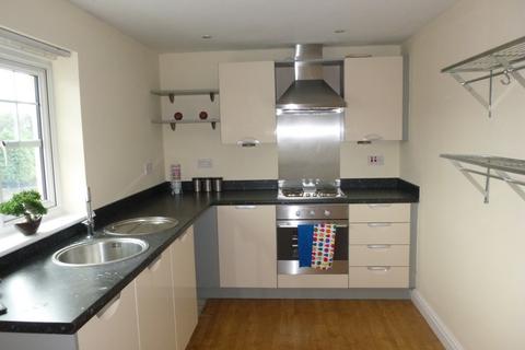 2 bedroom flat to rent, Clayton Fold, Kiddrow Lane, Burnley, BB12