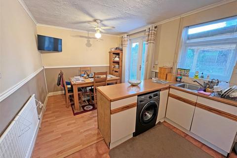 3 bedroom semi-detached house for sale - Bringhurst Road, Leicester, LE3 6LE