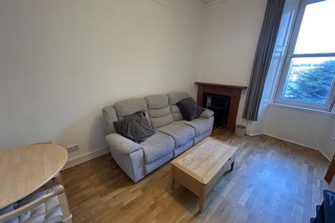 1 bedroom flat to rent, Brunswick Road, Hillside, Edinburgh, EH7