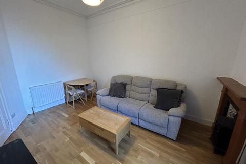 1 bedroom flat to rent, Brunswick Road, Hillside, Edinburgh, EH7