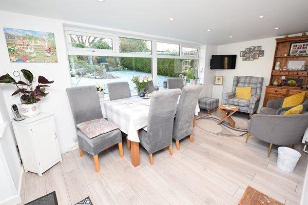 Dining room &amp; sitting room