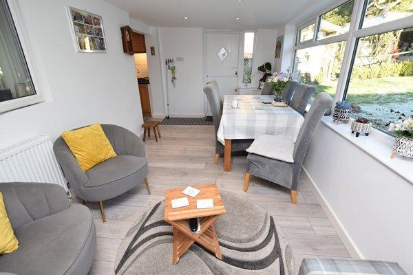 Dining room &amp; sitting room