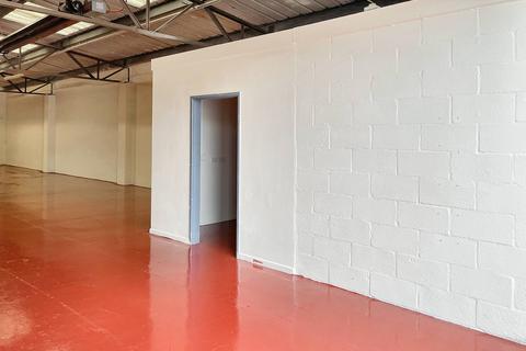 Warehouse to rent - Vastre Industrial Estate, Welshpool SY16