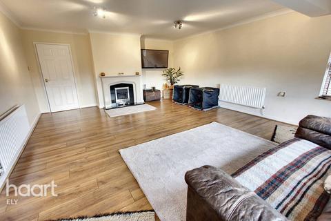 4 bedroom detached bungalow for sale, White House Road, Little Ouse
