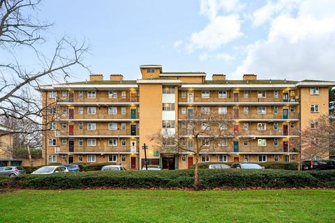 80 Weydown Close, London, SW19 6JQ