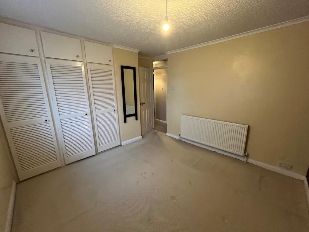 Bedroom 1 (1)