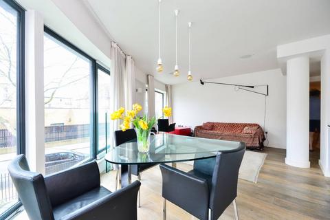2 bedroom flat to rent, Hortensia Road, Chelsea, London, SW10