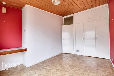 35 Old Orchard, Harlow, CM18 6YG