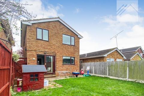 4 bedroom detached house for sale, Coniston Road, Canvey Island