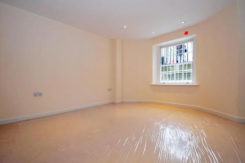 1 bedroom flat for sale, Fulham Road, Fulham