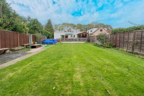 5 bedroom detached house for sale, Wraysbury, Berkshire