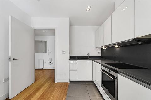 40 Times Square, London, E1 8GD