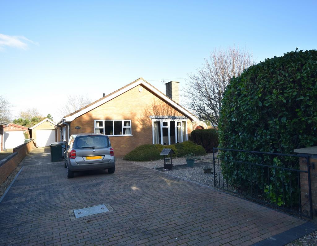 Everingtons Lane, Skegness PE25 3 bed bungalow for sale £295,000