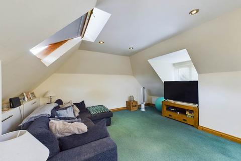 2 bedroom flat for sale, Baldwyns Court, 11 Dartford Road, Bexley