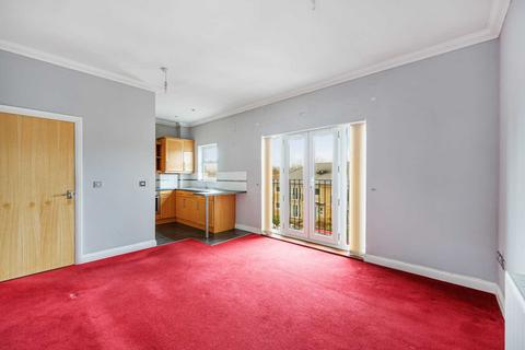 106 White Lodge Close, Isleworth, TW7 6TR