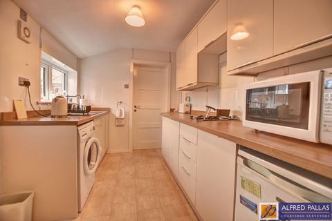 13 Bede Terrace, East Boldon, NE36 0DZ