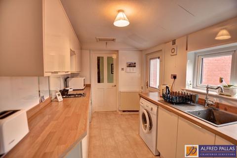 13 Bede Terrace, East Boldon, NE36 0DZ