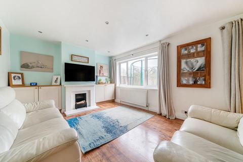 33 Border Road, Haslemere, GU27 1PG