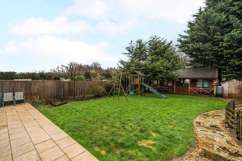 33 Border Road, Haslemere, GU27 1PG