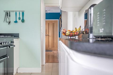 33 Border Road, Haslemere, GU27 1PG
