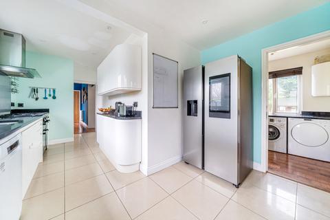 33 Border Road, Haslemere, GU27 1PG