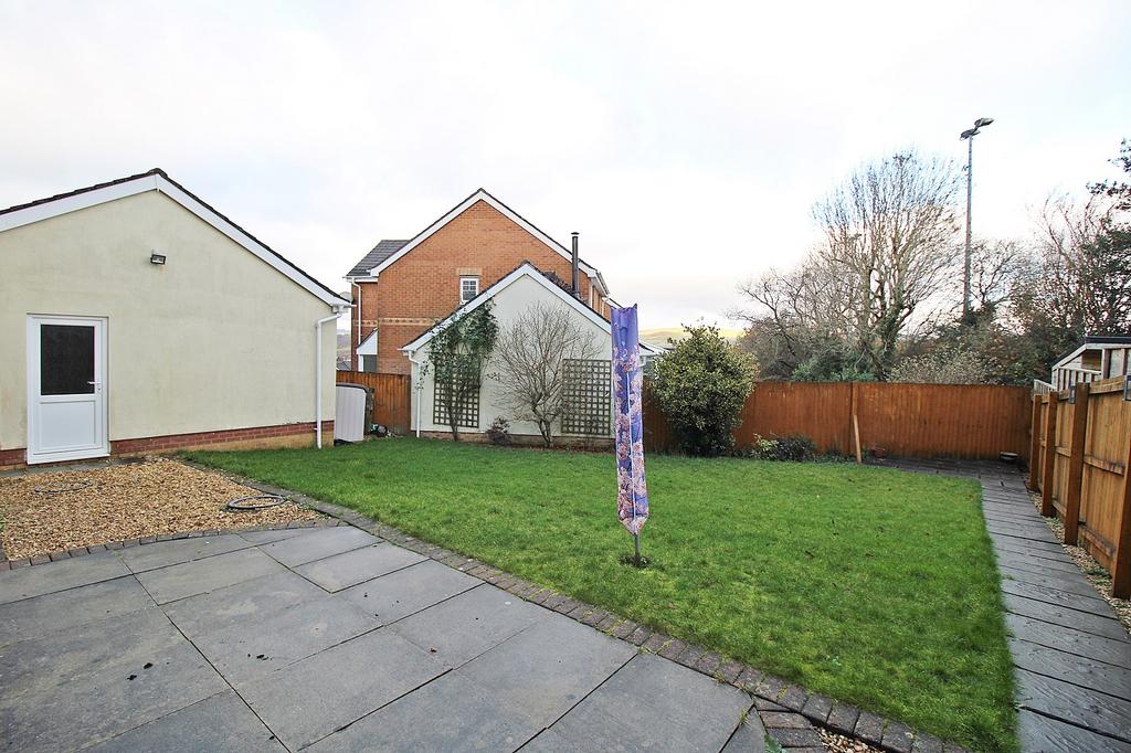Llantrisant, Pontyclun CF72 4 bed detached house for sale £445,000