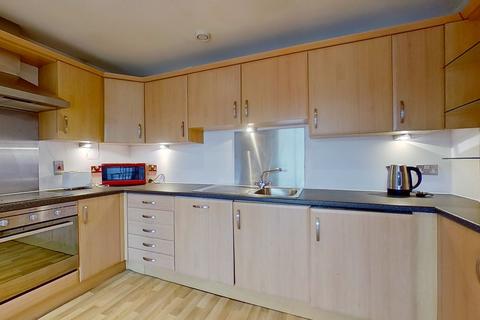 2 bedroom flat to rent, Lancefield Quay, River Heights, Glasgow, G3
