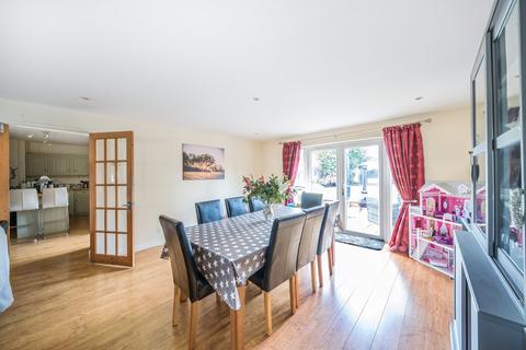 4 bedroom semi-detached house for sale, Meadow View, Kempsford